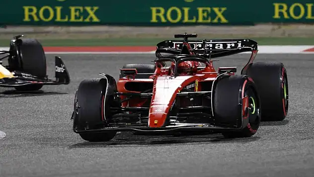 Formula 1'de sezonun ilk yarışında ipi Verstappen göğüsledi