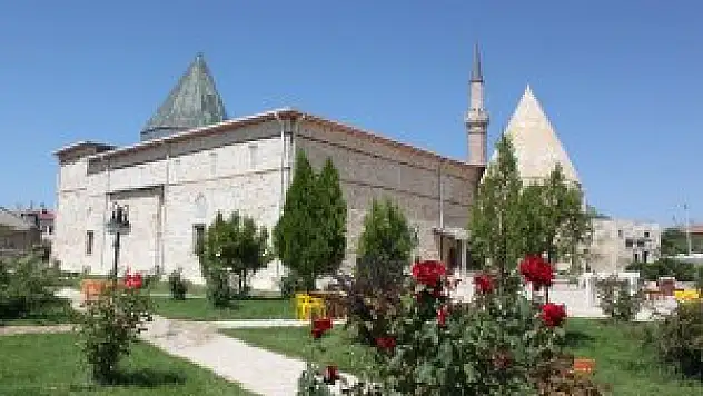 Eşrefoğlu Camii alan toplantısı yapıldı
