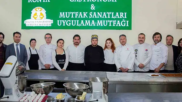 'Selçuk Üniversitesi'nin yıldızı parlamaya devam ediyor'