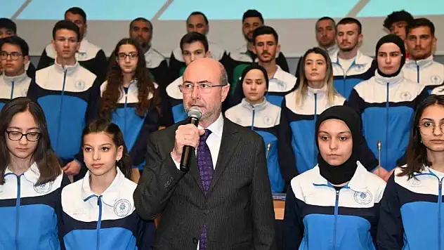 2022'de Konya'yı gururlandıran sporcular ödüllendirildi