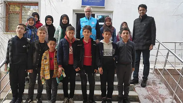 Altınekinli Kur'an Kursu öğrencilerinden yürek ısıtan fedakarlık