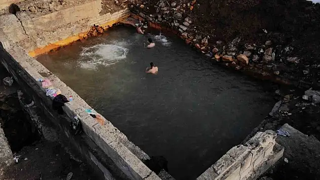 Depremden sonra Budaklı Kaplıcası'nda endişelendiren su artışı