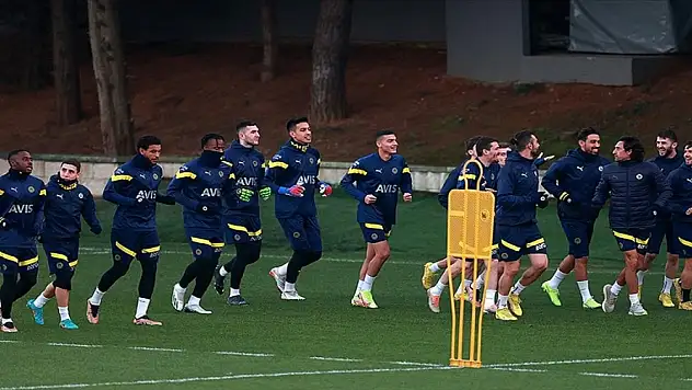 Fenerbahçe, Avrupa'da Sevilla karşısında çıkıyor