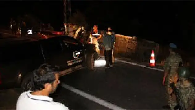 Düğün dönüşü kaza: 2 ölü, 6 yaralı!