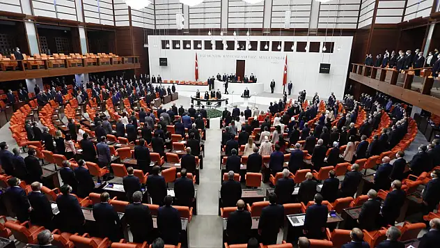 7'nci Yargı Paketi Meclis'te! İnfaz erteleme, arabuluculuk,  uyuşturucuyla mücadele...