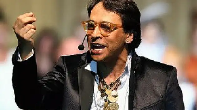 Modacı Şansal hakkında suç duyurusu