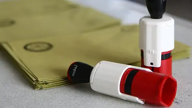 Seçim takvimi yarın işlemeye başlıyor