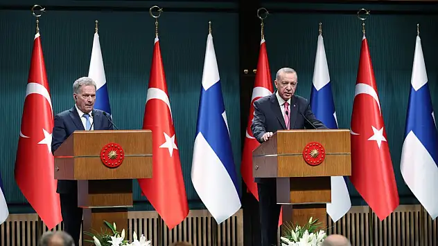 Erdoğan: Finlandiya'nın NATO'ya katılım protokolünün onay sürecini başlatıyoruz