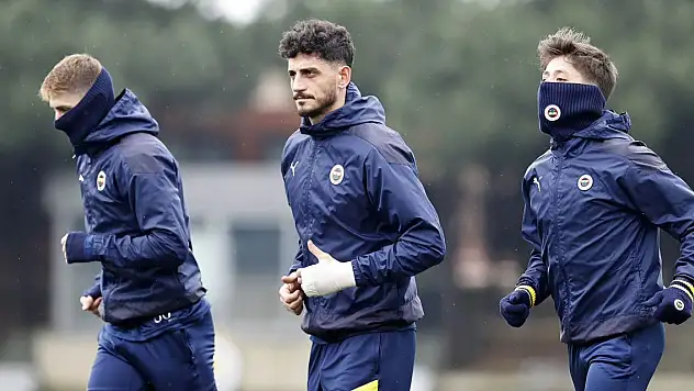 Galatasaray kaybetti, Fenerbahçe'de gözler Alanyaspor maçına çevrildi