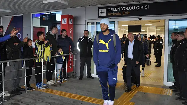 Fenerbahçe kafilesi Antalya'da