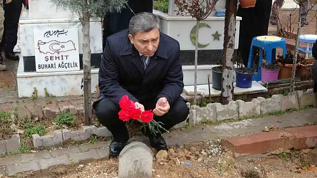 Deprem şehidi polis memuru unutulmadı