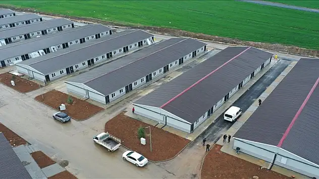 Bakan Kurum, 'Allah devletimize, milletimize zeval vermesin' notuyla paylaştı