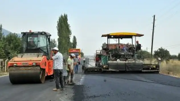 Akşehir'de asfaltlama çalışmaları