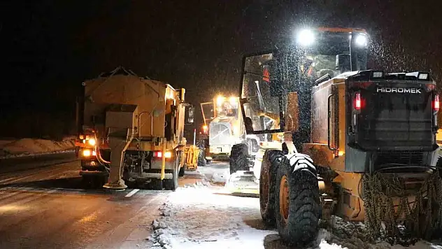 Kar ve tipiden dolayı ulaşımda aksamalar yaşandı