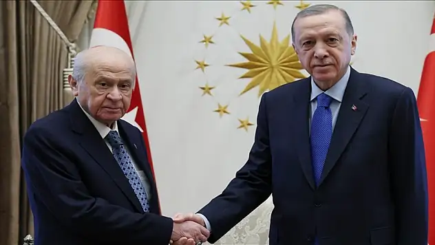 Erdoğan, MHP Genel Başkanı Bahçeli ile görüştü