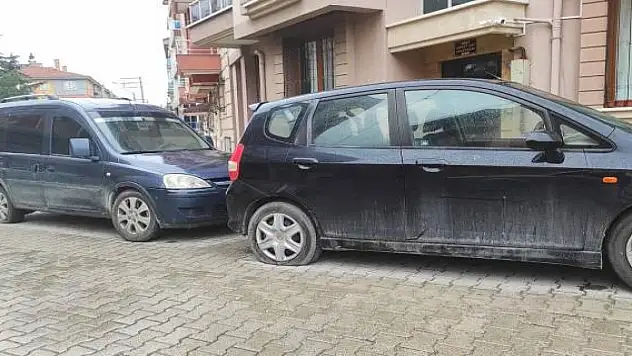 37 aracın lastiklerini kesen şüpheli yakalandı