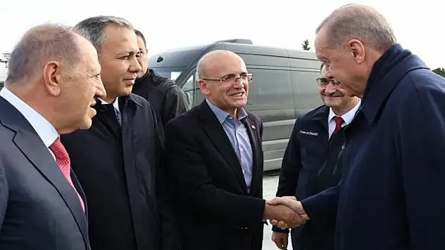 Eski Maliye Bakanı Şimşek'tan 'aktif siyaset' açıklaması