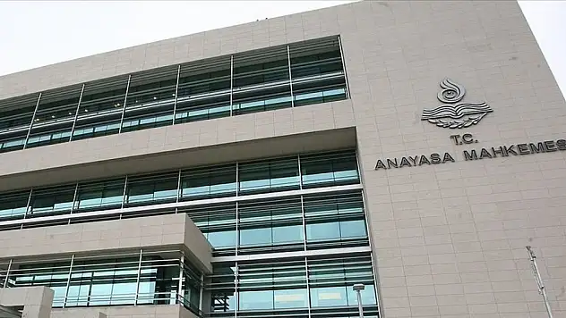 Yeniden Anavatan Partisi kapatıldı