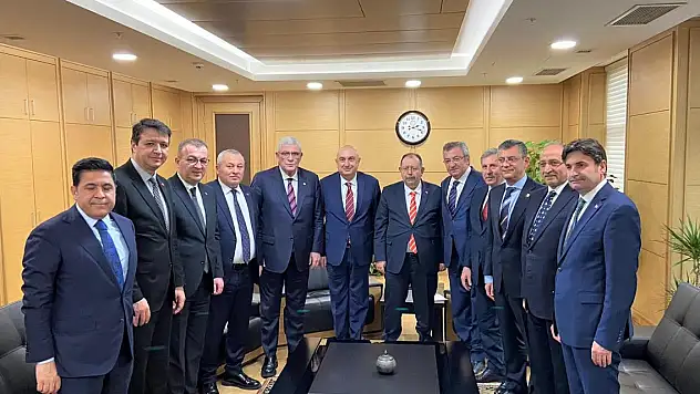 Millet İttifakı, Kılıçdaroğlu'nun adaylık başvurusunu YSK'ya yaptı