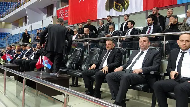 Trabzonspor'un yeni başkanı Ertuğrul Doğan oldu