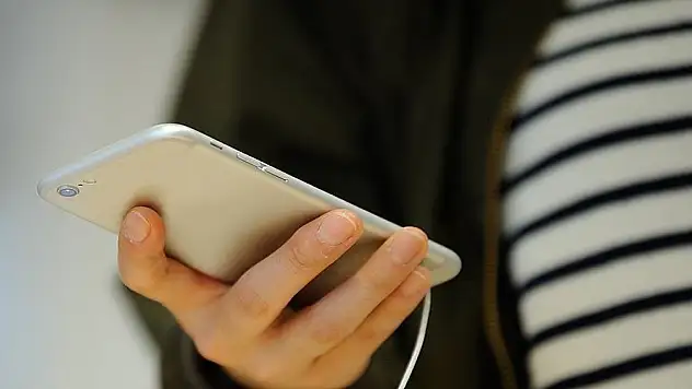 İthal cep telefonlarına yapılacak 'gümrük zammı'nda yeni gelişme