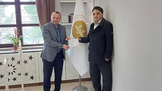 Depremzedelere 15 bin TL bağışladı