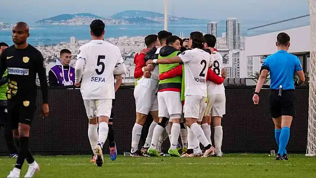 6 gollü maçta kazanan Altay oldu