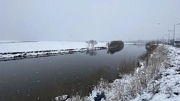 Birçok il mart ayının son gününde beyaza büründü