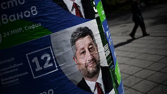 Bulgaristan'da halk erken genel seçim için sandık başında