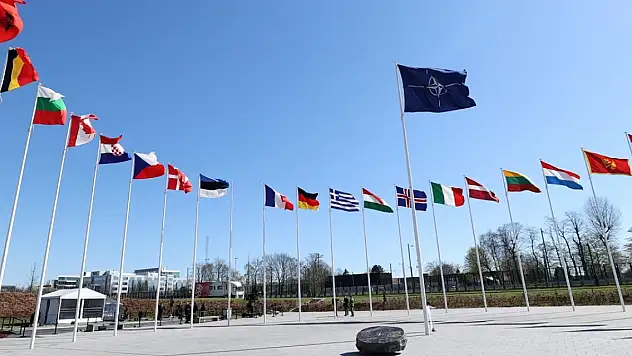 Son onaylayan ülke Türkiye idi! Finlandiya bayrağı NATO karargahına çekilecek