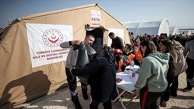 Bakanlık, deprem bölgesine yönelik güncel ayni yardım listesini yayımladı