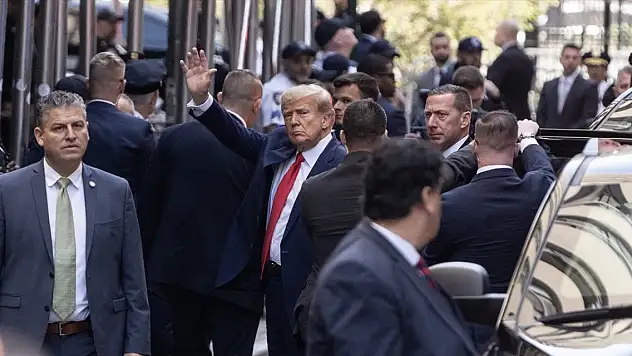 Başsavcı Bragg, Trump'a, '34 ağır suç' isnat etti