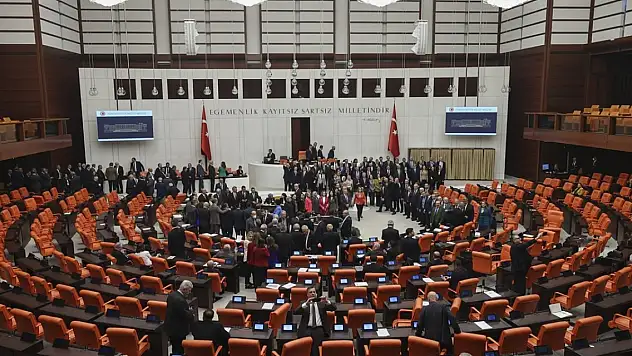 Hazine yardımı alacak partiler ve rakamlar belli oldu