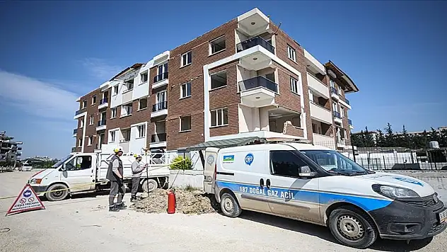 Hatay'da hasarsız ve az hasarlı binaların tamamına doğal gaz verildi