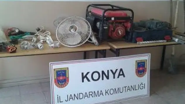 Kaçak kazı yaparken yakalandılar