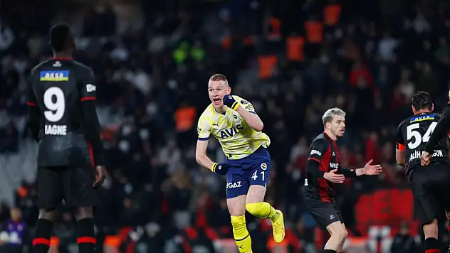 Fenerbahçe, zor da olsa deplasmanda Karagümrük'ten 3 puan almayı başardı