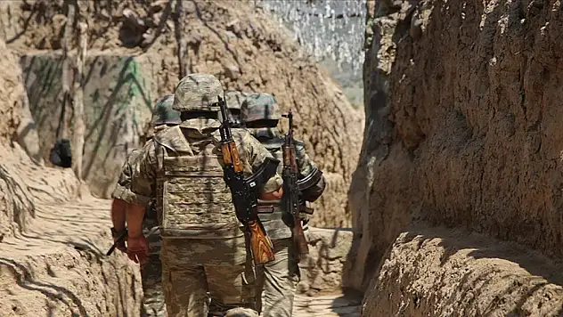 Ermenistan ordusunun ateşi sonucu 3 Azerbaycan askeri şehit oldu