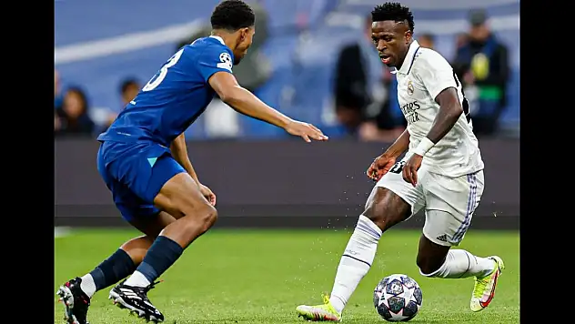 Real Madrid, Chelsea'yi 2-0, Milan ise Napoli'yi 1-0 yendi