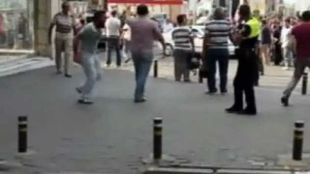 Seyyar satıcı dehşeti