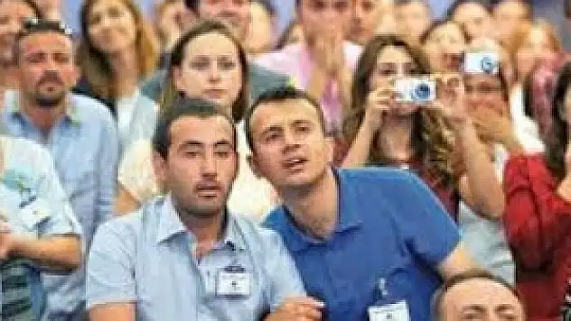 Atama bekleyen 37 bin öğretmene müjde