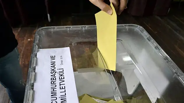 AK Parti'de 2 milyon görevli sandık başlarında bulunacak