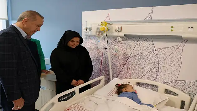 Erdoğan'dan Kocaeli Şehir Hastanesi'nde tedavi gören hastalara ziyaret