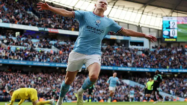 Haaland, Salah'ı yakaladı