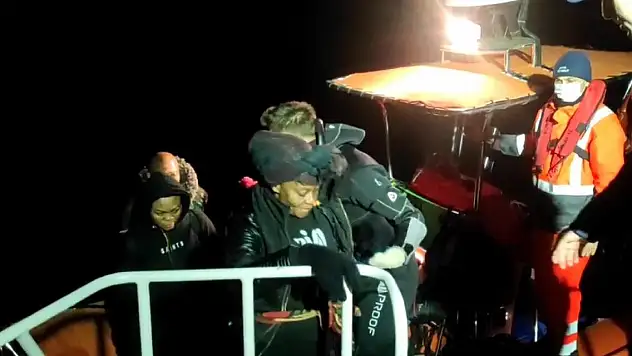 38 düzensiz göçmen kurtarıldı