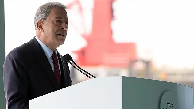 Bakan Akar TSK'nin gövde gösterisine hazırlandığını açıkladı