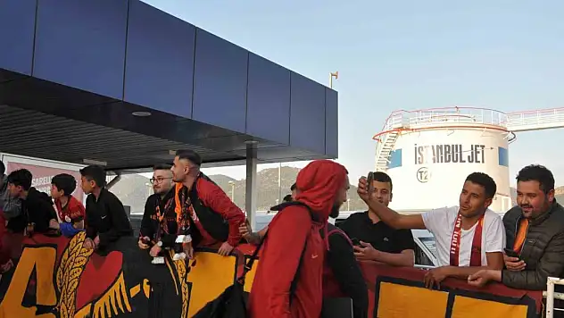 Galatasaray kafilesi Alanyaspor maçı için Gazipaşa'da