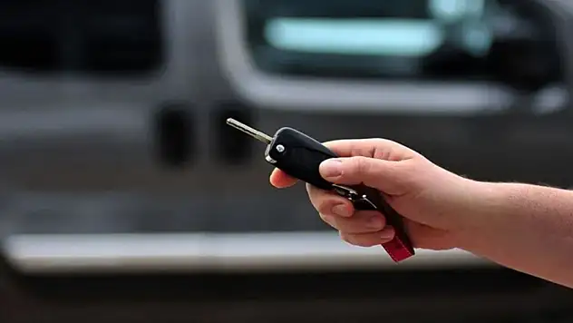 Bayram tatili için otomobil kiralamak isteyenlere kritik uyarı: Bunlara muhakkak dikkat edin!