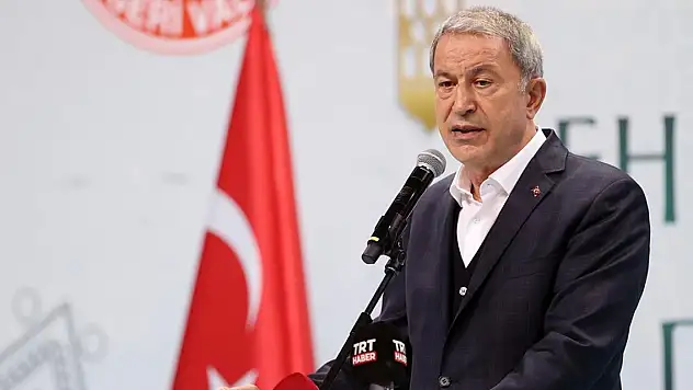 Bakan Akar: Suriye'nin kuzeyinde etkisiz hale getirilen terörist sayısı 12'ye yükseldi