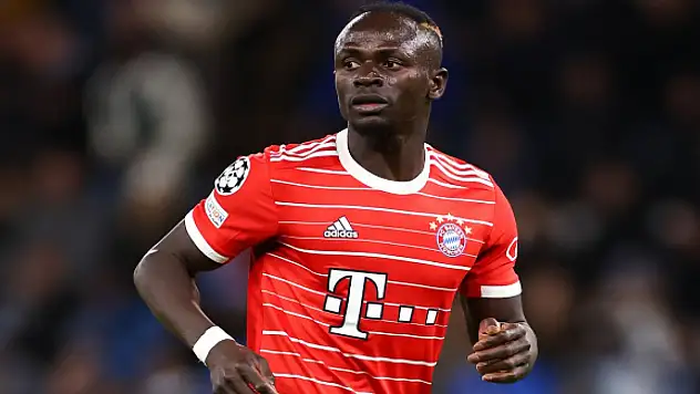 Mane ile yollar ayrılıyor