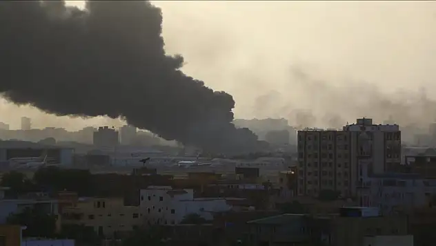 Sudan'da iç karışıklık! Ordu, saat verdi